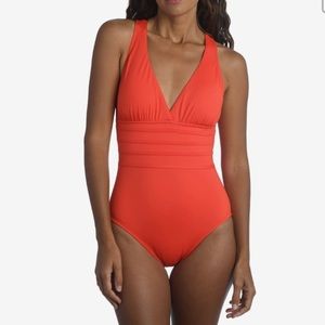 NWT La Blanca One Piece Swim-Coral Island Goddess